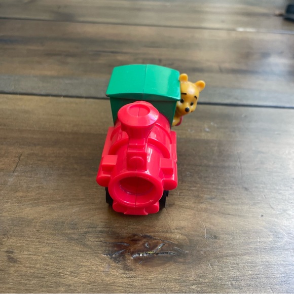 1995 Winnie the Pooh 40th anniversary car toy - Picture 8 of 8